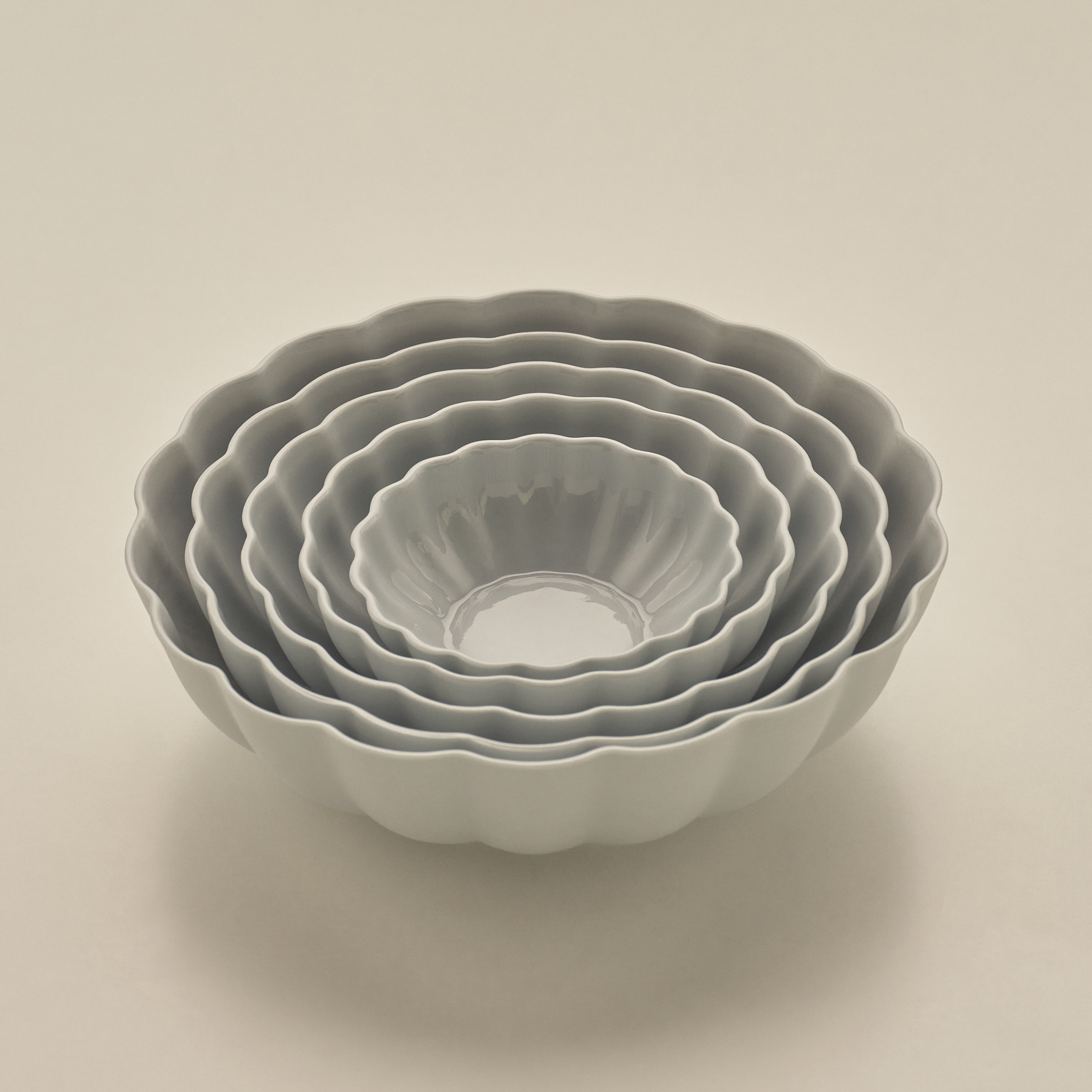 Complete set of 5 Fern Nesting Bowls in Light Blue Grey