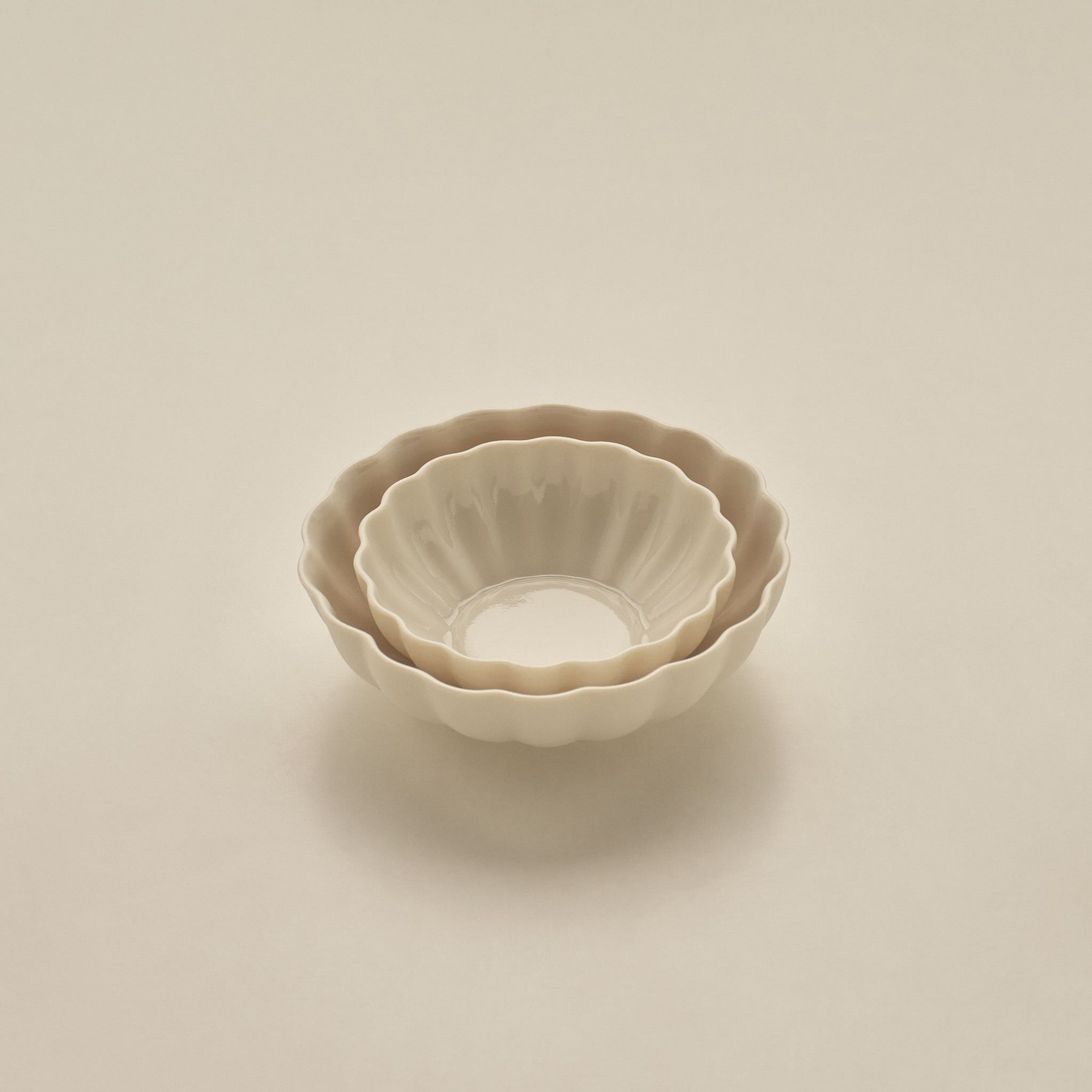 Small Fern Nesting Bowl 13cm in Natural White