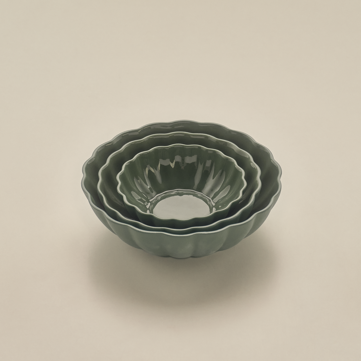 Fern Nesting Bowl 15cm Medium, Dark Forest Green