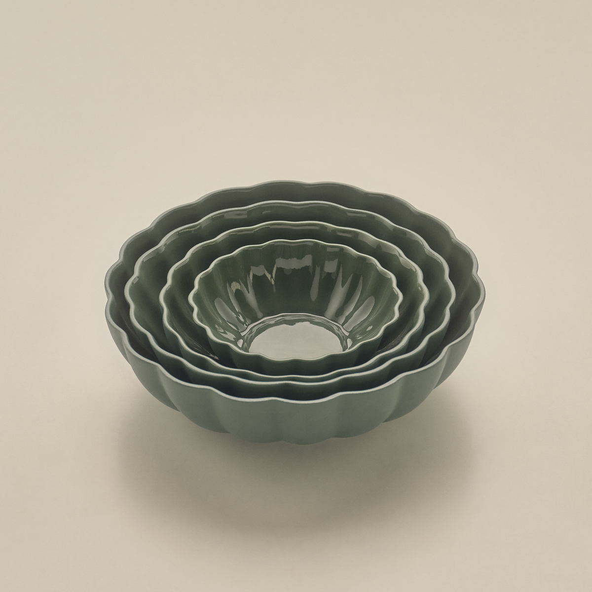 Fern Nesting Bowl 18cm Large, Dark Forest Green