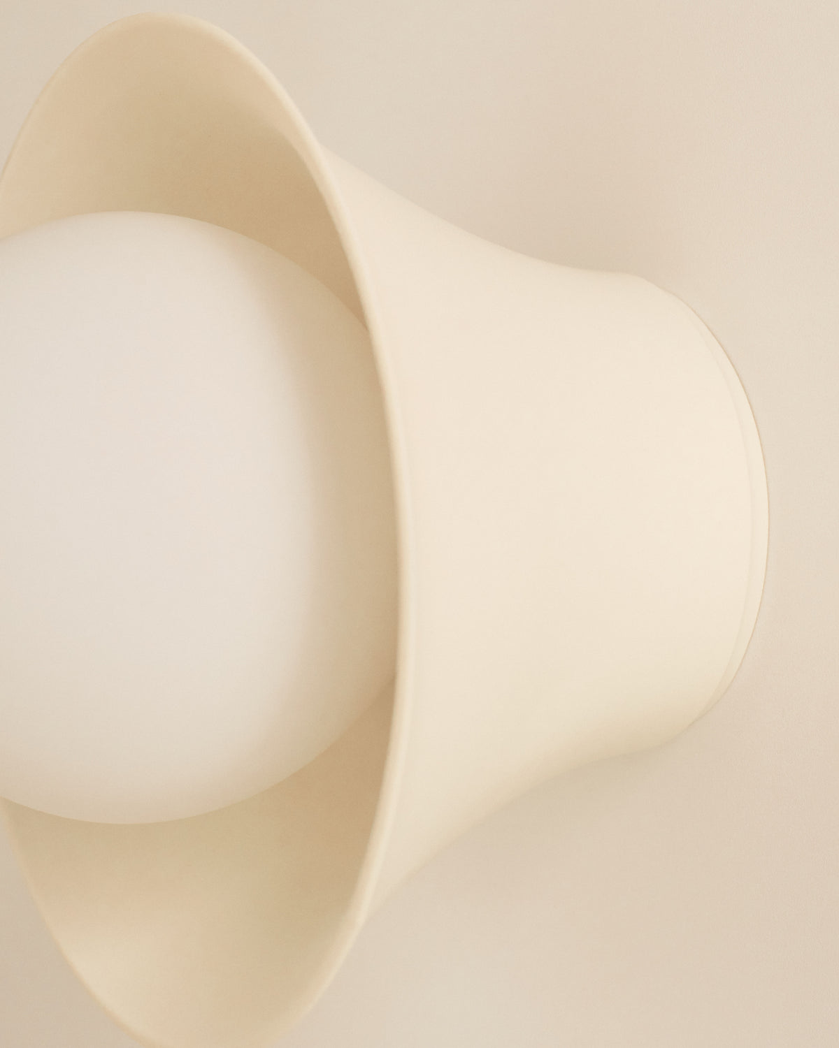 Pixie Wall Sconce in Natural White, detail