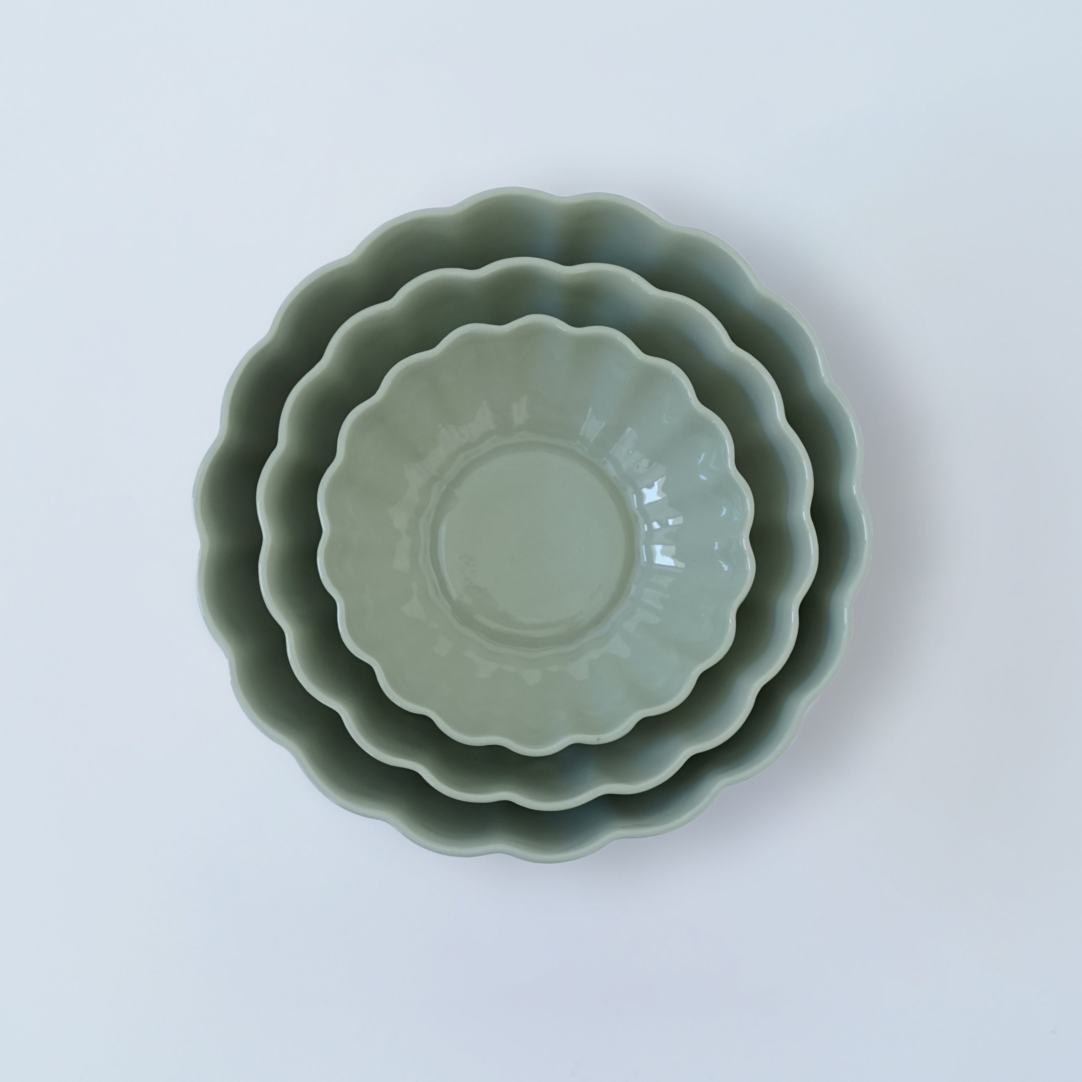 Medium Fern Nesting Bowl 15cm in Dark Forest Green