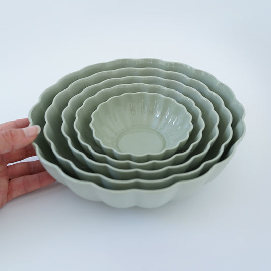 Complete set of 5 Fern Nesting Bowls in Eucalypt Green