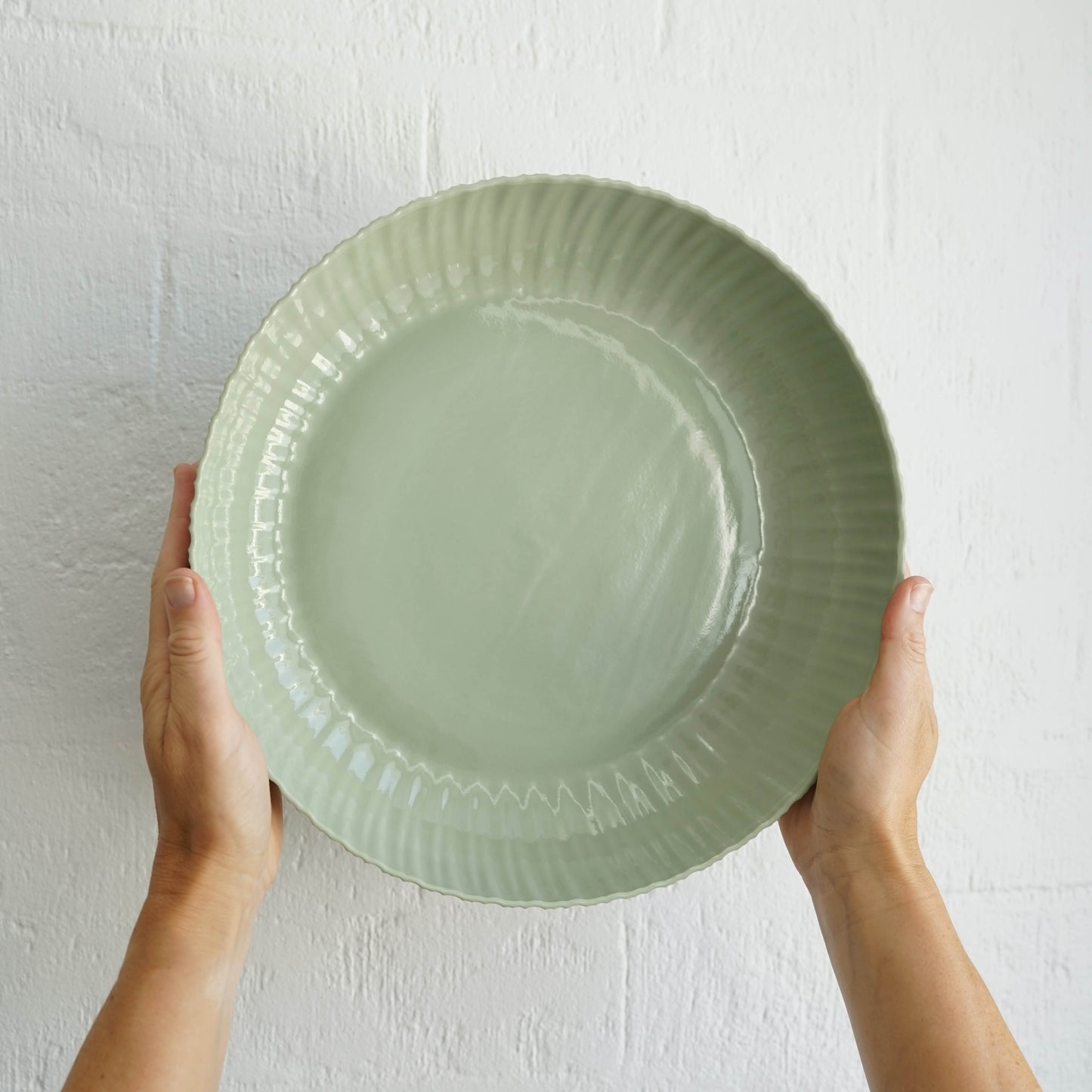 Friends with Salad Bowl in Eucalypt Green