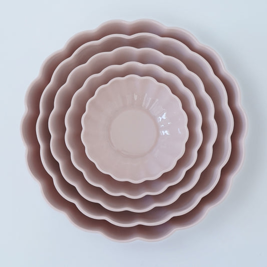 Extra Large Fern Nesting Bowl 21cm in Whispery Pink