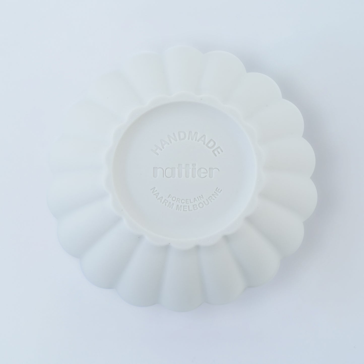 Large Fern Nesting Bowl 18cm in Natural White